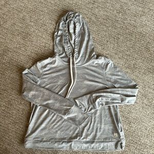 Vuori lightweight hooded longsleeve shirt. Light gray camo. Size M.